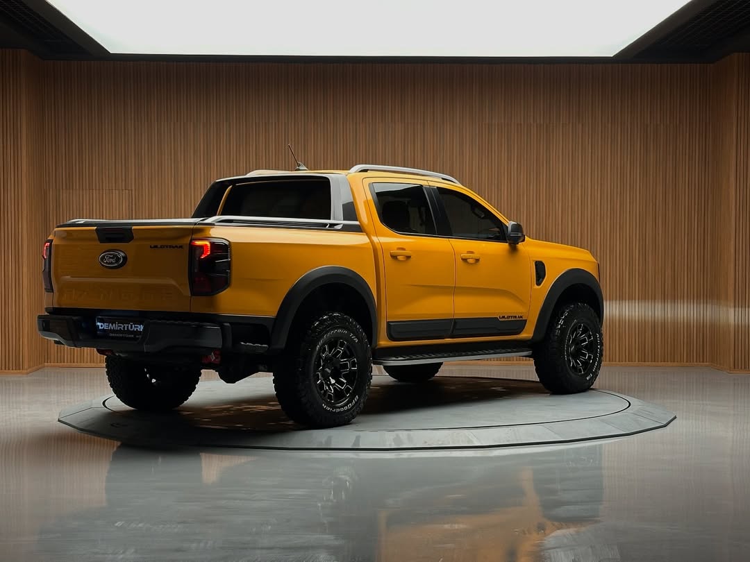 
								Ford Ranger 4×4 Wildtrak full									