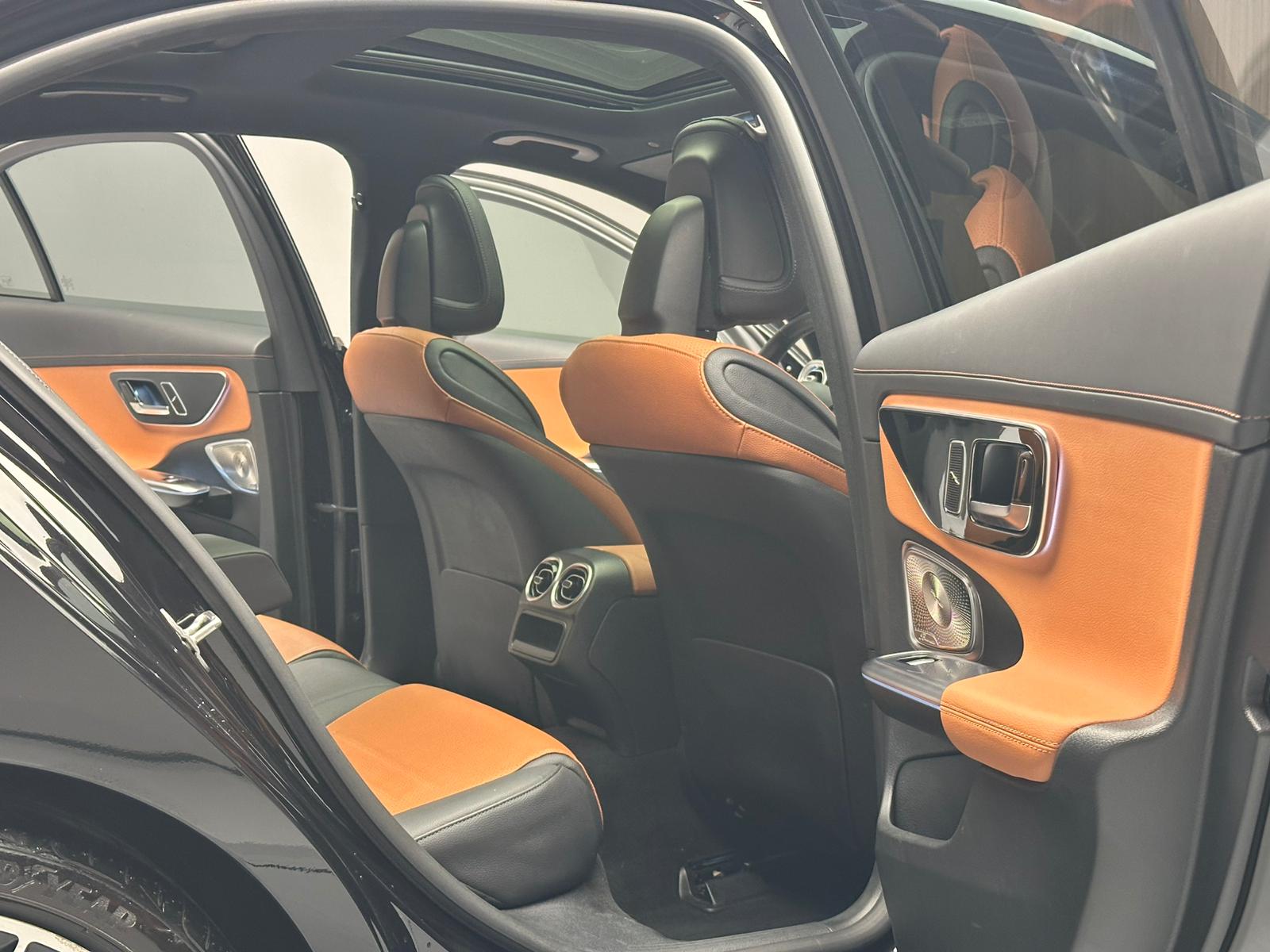 
								Mercedes-Benz C200 4 Matic AMG full									