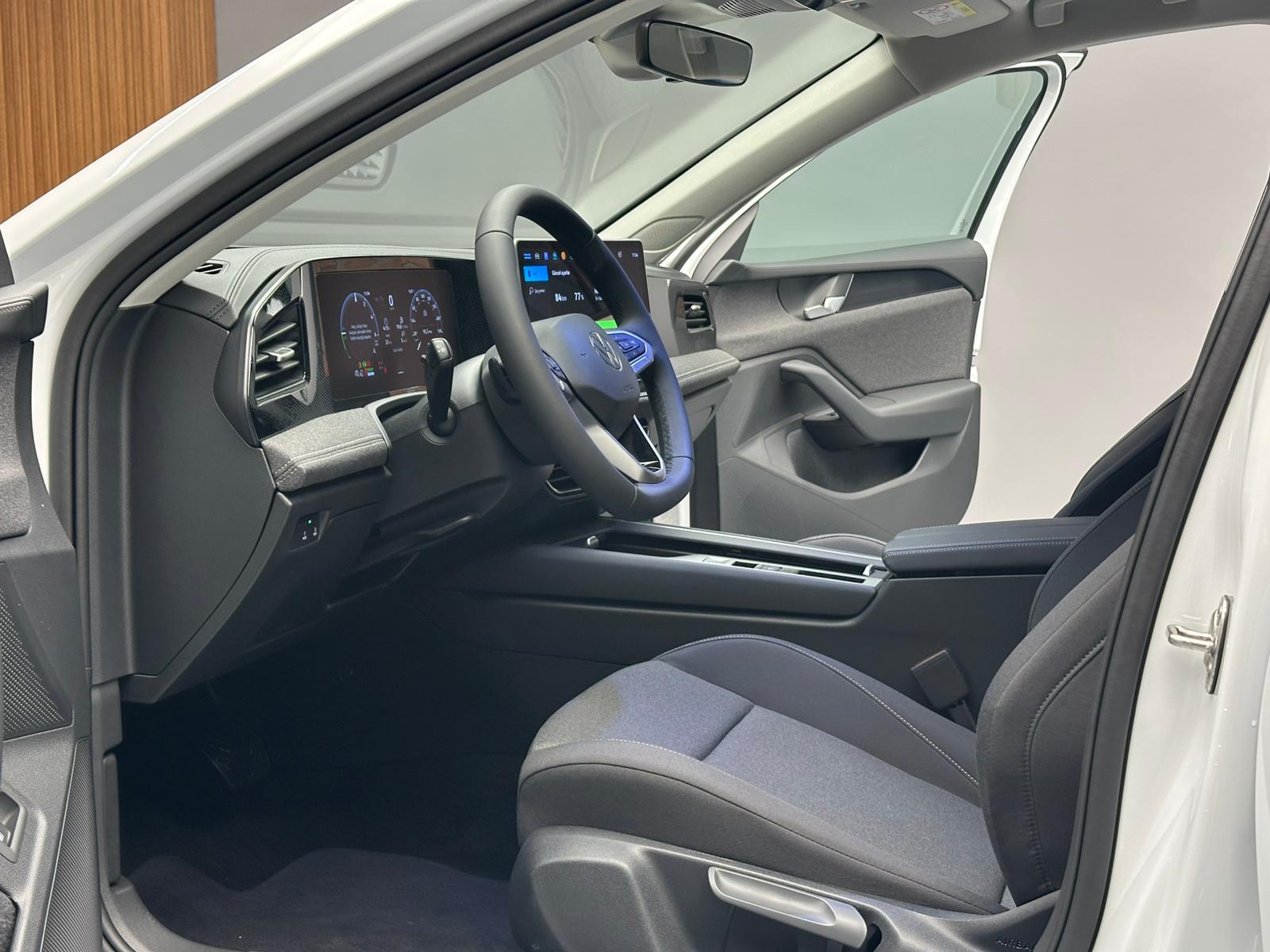 
								VW PASSAT 1.5 E HYBRİD 204 HP IMPRESSION full									