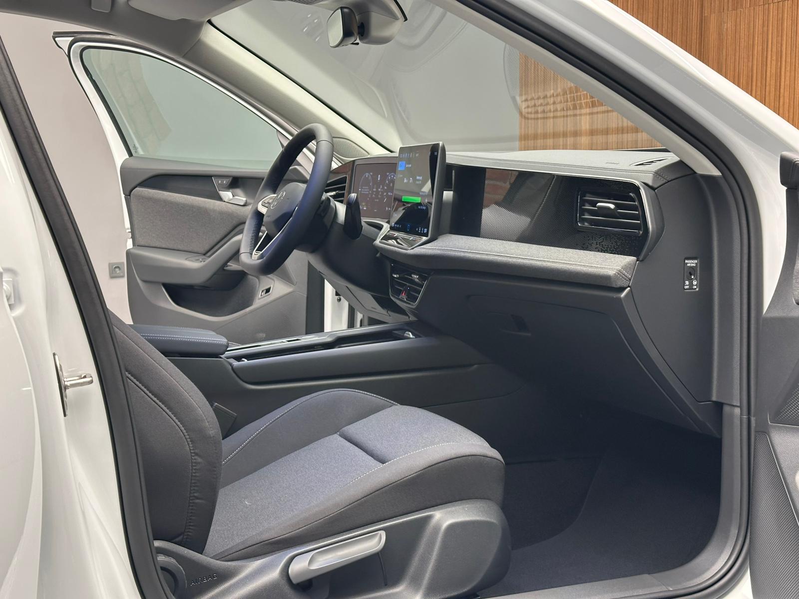 
								VW PASSAT 1.5 E HYBRİD 204 HP IMPRESSION full									